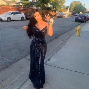 BEAUTIFUL PROM DRESS